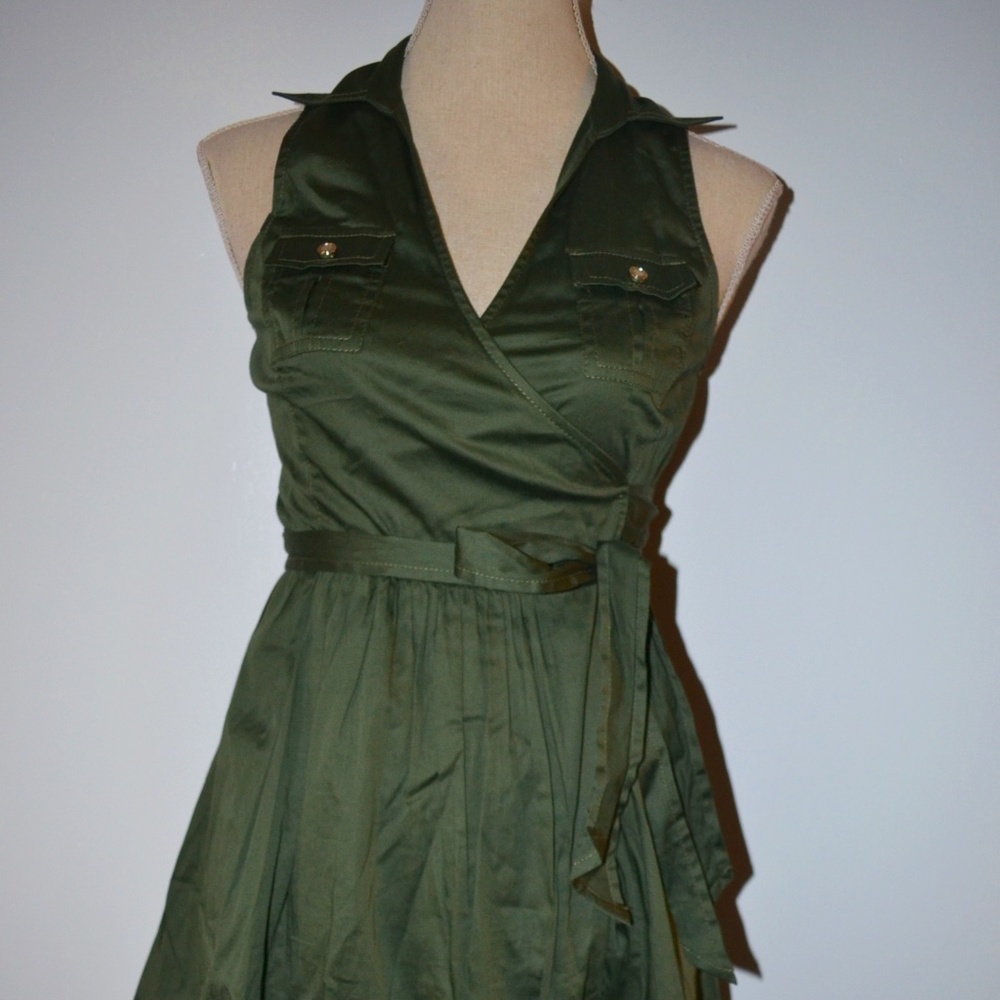 WHBM Petite Sleeveless Safari Wrap Dress Size 4P